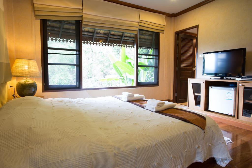 J Valley Resort Pong Yaeng Luaran gambar