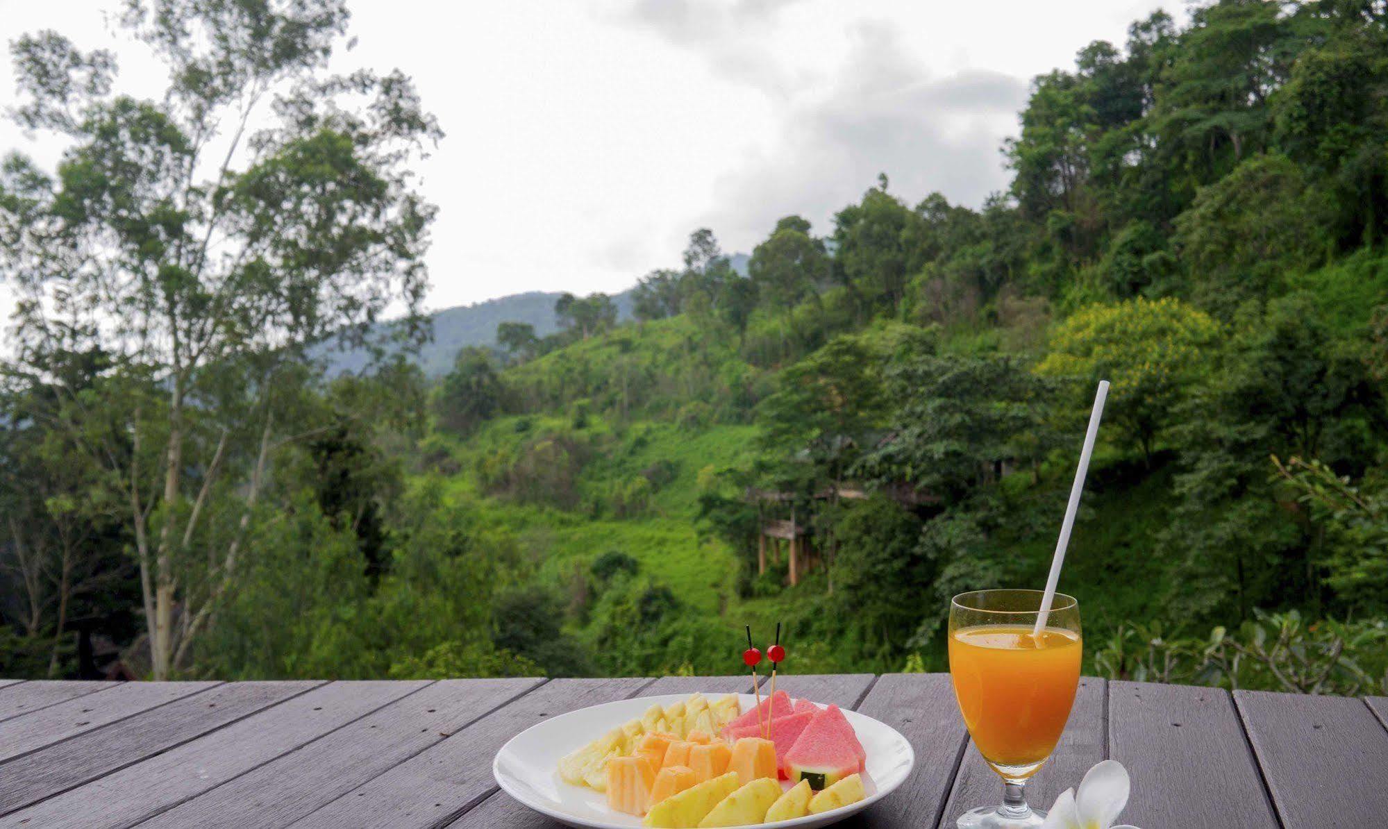 J Valley Resort Pong Yaeng Luaran gambar